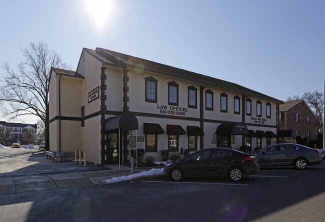 Plus de détails pour 6 E Hinckley Ave, Ridley Park, PA - Bureau à louer