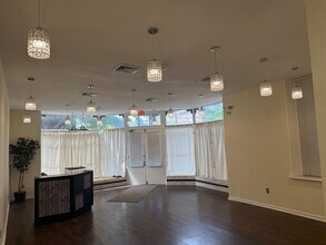 601 Berkley St, Camden, NJ for lease Interior Photo- Image 2 of 10
