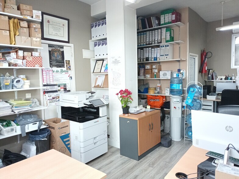 Immeuble residentiel dans Madrid, Madrid à vendre - Photo intérieure - Image 1 de 4