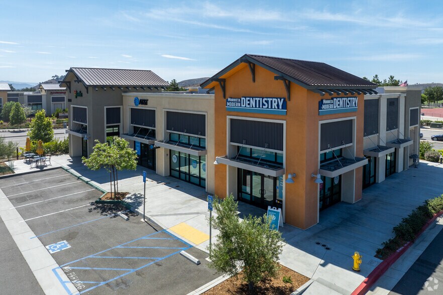 28080 Clinton Keith Rd, Murrieta, CA à louer - Photo du bâtiment - Image 3 de 12