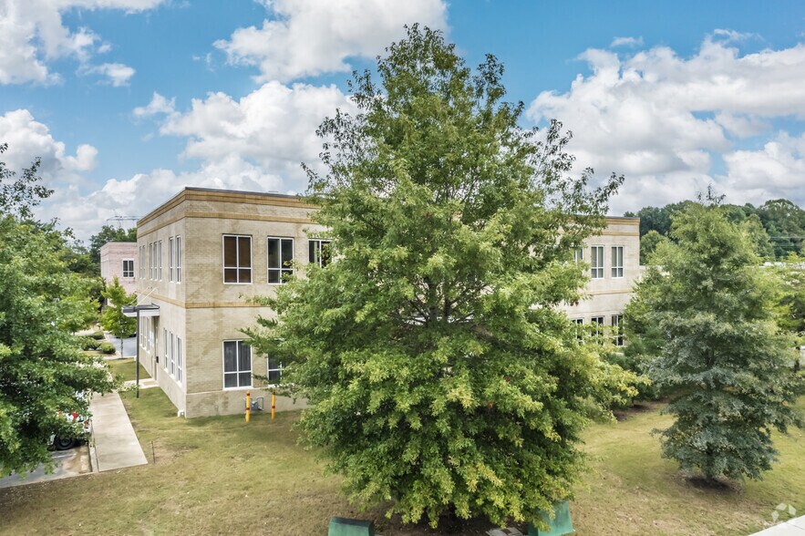 7796 Wolf Trail Cv, Germantown, TN à louer - Photo du bâtiment - Image 3 de 23