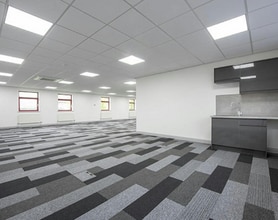 Bruntcliffe Rd, Morley à louer Photo intérieure- Image 2 de 3