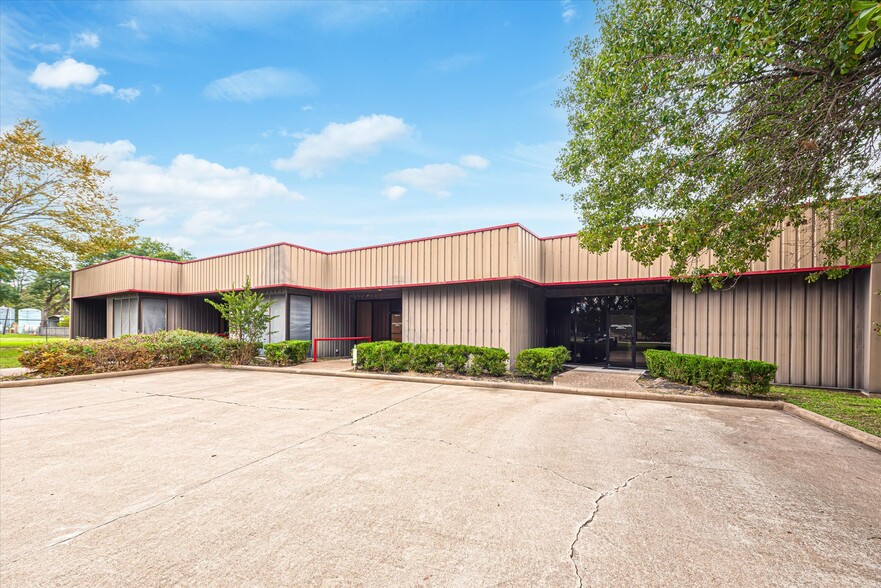 14350 Cypress North Houston Rd, Cypress, TX for lease - Building Photo - Image 3 of 48