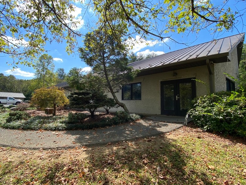 1419 Chapman Hwy, Sevierville, TN à louer - Photo du bâtiment - Image 2 de 25