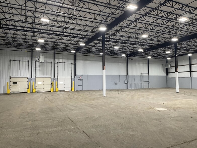 700 Lunar End Dr, Wapakoneta, OH for lease - Building Photo - Image 3 of 3