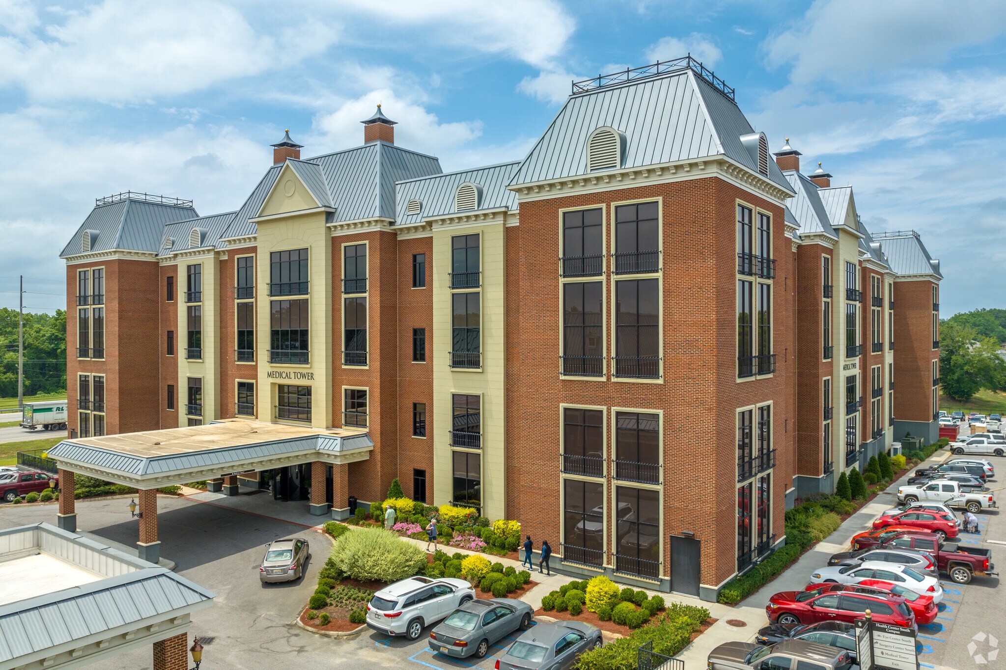 2826 Ross Clark Cir, Dothan, AL for lease Building Photo- Image 1 of 25