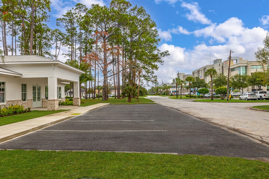 2903 Kemble Ave, Brunswick, GA à louer - Photo du bâtiment - Image 3 de 8