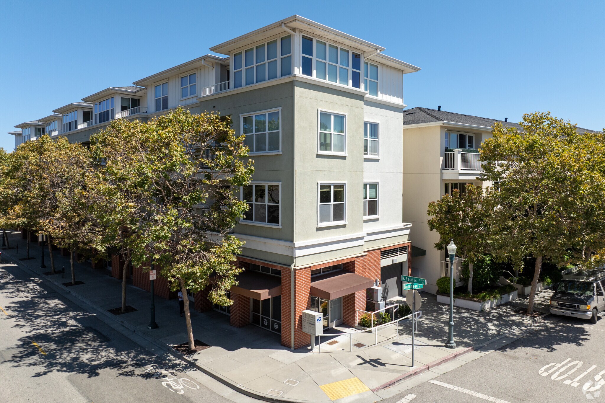 2030 N Pacific Ave, Santa Cruz, CA à vendre Photo du bâtiment- Image 1 de 10