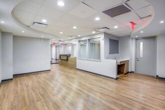 181-183 Canal St, New York, NY for lease Interior Photo- Image 1 of 7