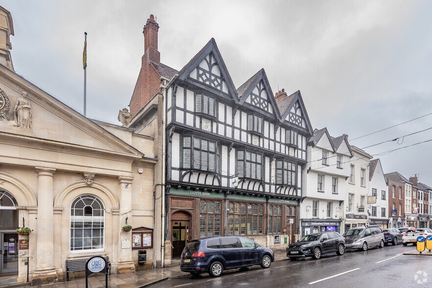 19 High St, Tewkesbury for lease - Primary Photo - Image 1 of 8