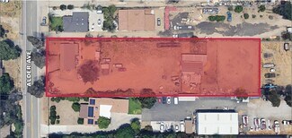 Plus de détails pour 11037 Alder Ave, Bloomington, CA - Terrain à louer