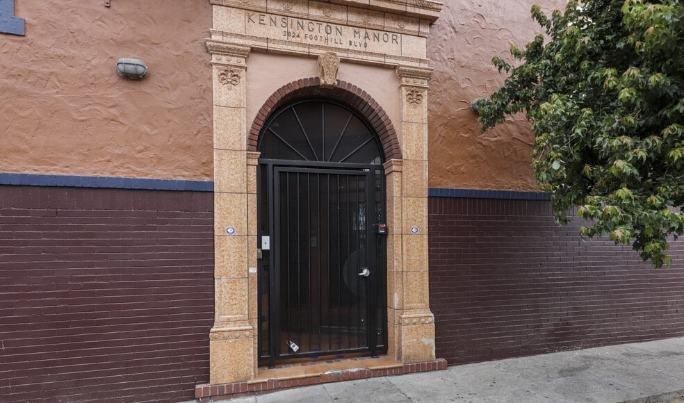 2624 Foothill Blvd, Oakland, CA for sale - Building Photo - Image 3 of 20