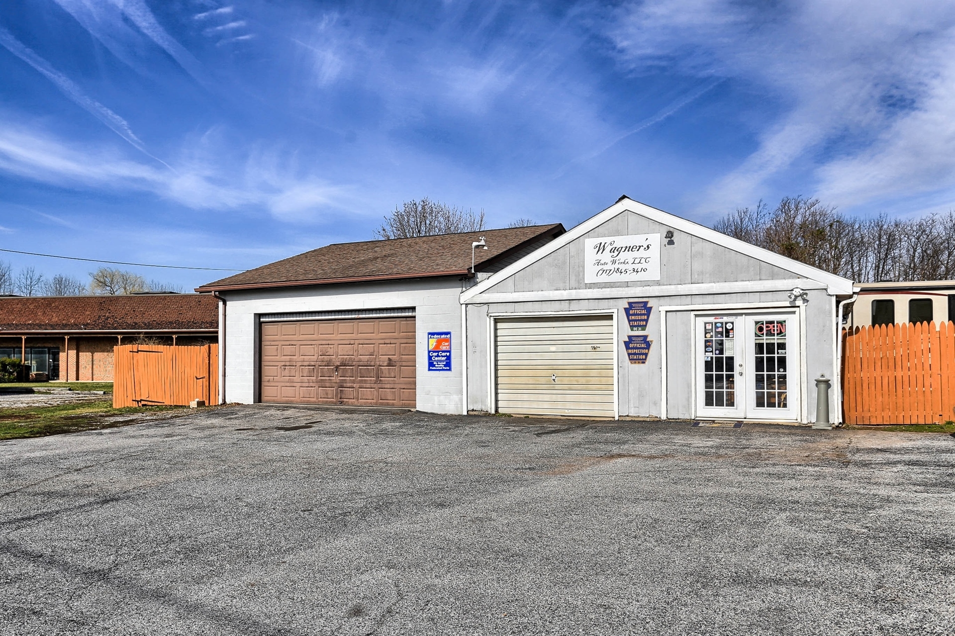 2410 Oakland Rd, Dover, PA for sale Primary Photo- Image 1 of 1