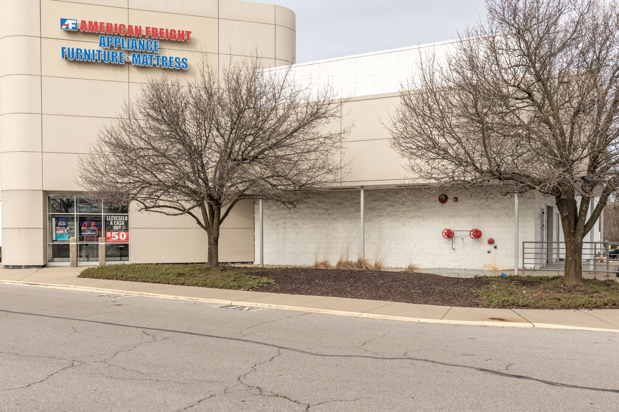 47-67 Ludwig Dr, Fairview Heights, IL for lease Building Photo- Image 1 of 30