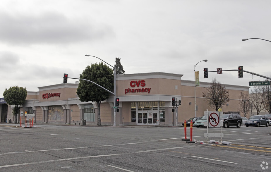 22501 Foothill Blvd, Hayward, CA for lease - Primary Photo - Image 1 of 2