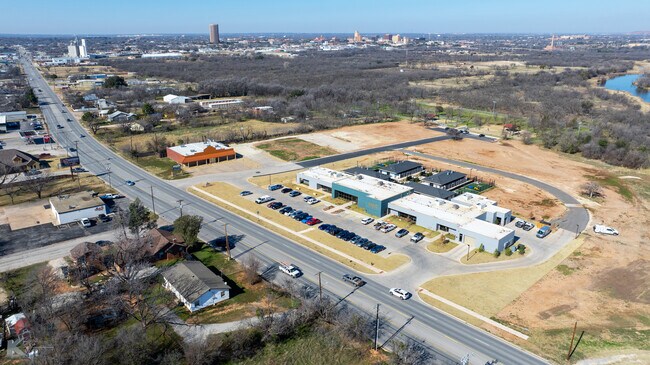 More details for 550 E South 11Th St, Abilene, TX - Retail for Sale