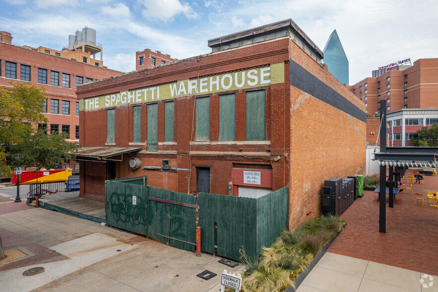 1815 N Market St, Dallas, TX for lease - Building Photo - Image 3 of 6