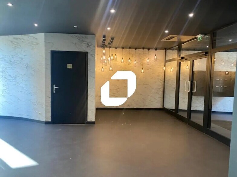 16 Rue De Tournai, Lille à louer - Photo intérieure - Image 3 de 7