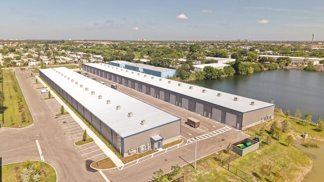 Plus de détails pour Beaches Business Park – Flex à vendre, Fort Myers, FL
