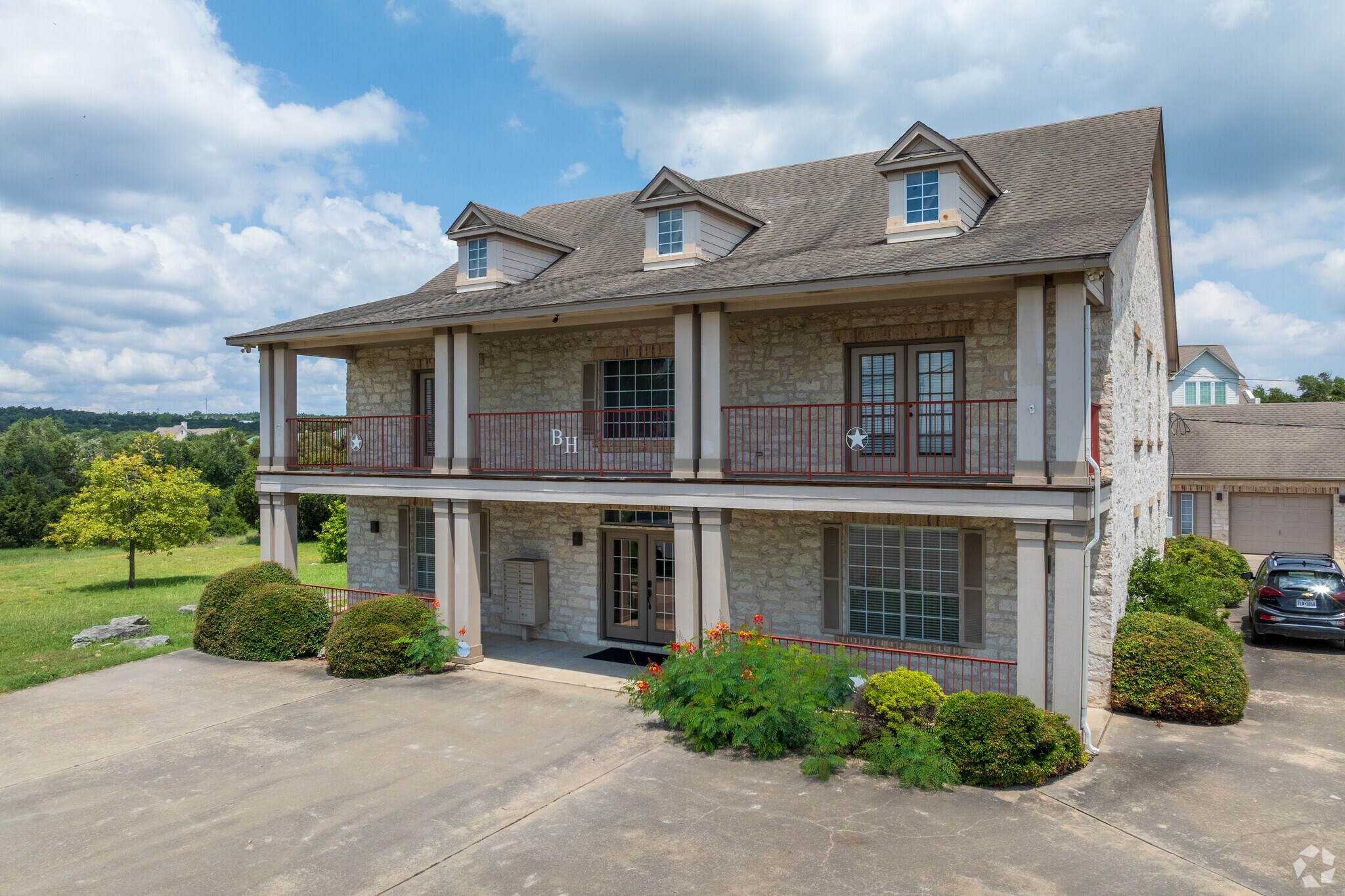 10200 Hwy 290 W, Austin, TX à vendre Photo du bâtiment- Image 1 de 24