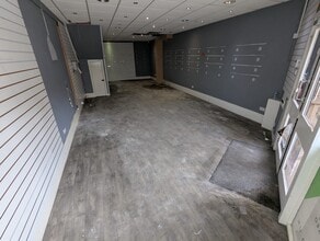 31 Oxford St, Swansea for sale Interior Photo- Image 2 of 8