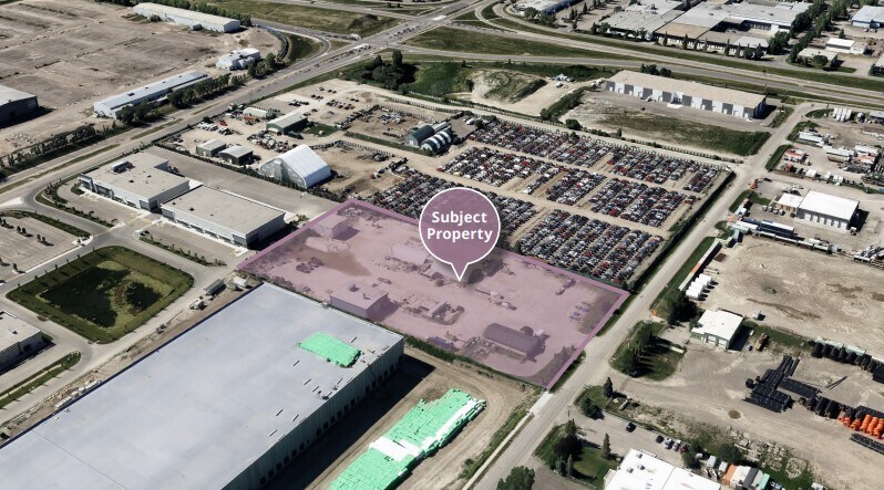 8715 40 St, Calgary, AB à vendre Aérien- Image 1 de 1