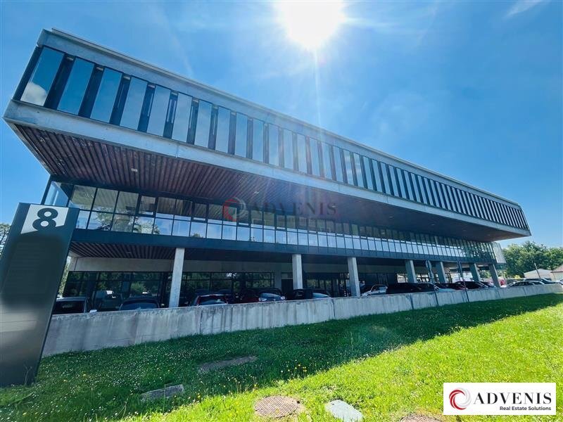 Office in Mérignac for lease Building Photo- Image 1 of 13
