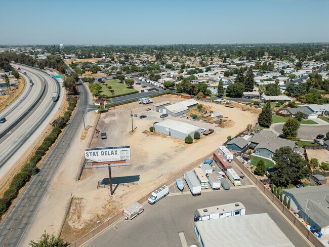 More details for 901 E Broadway Ave, Atwater, CA - Specialty for Sale