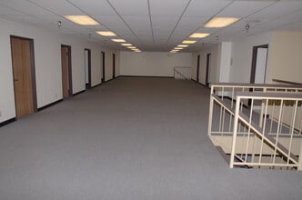 15392 Cobalt St, Sylmar, CA for lease Interior Photo- Image 2 of 20