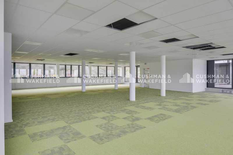 660 Chemin Du Littoral, Marseille à louer - Photo du bâtiment - Image 2 de 14