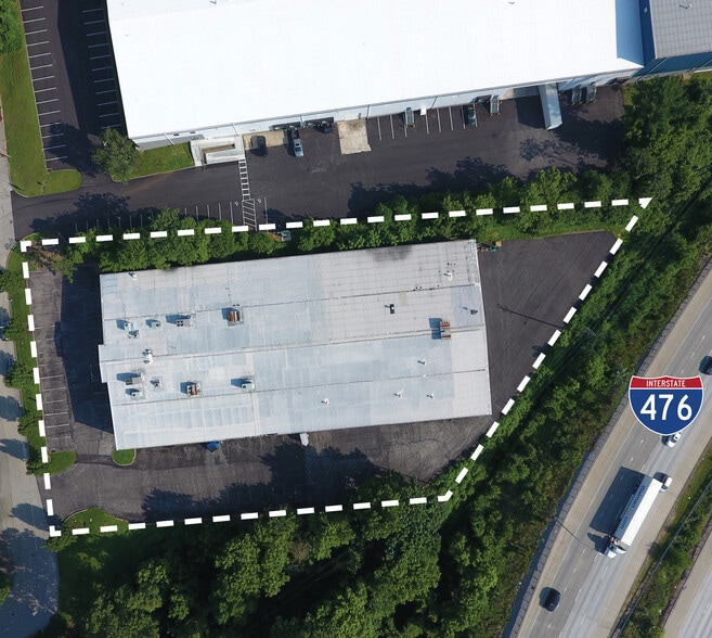 60 Portland Rd, West Conshohocken, PA for lease - Building Photo - Image 2 of 10