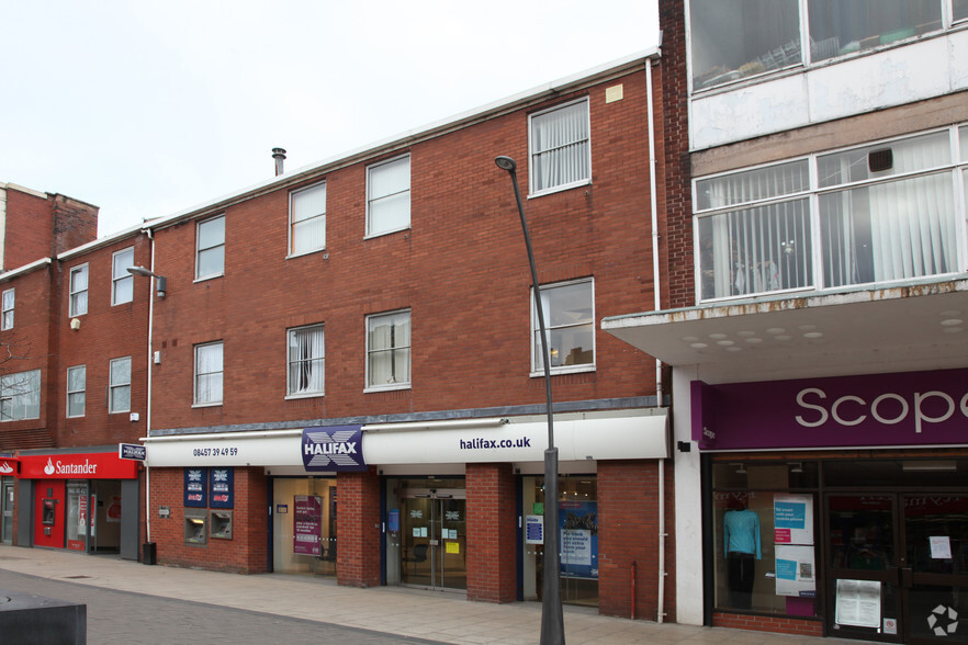 29-33 The Rock, Bury à vendre - Photo principale - Image 1 de 10