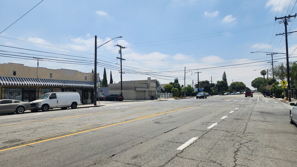 6526 Holmes Ave, Los Angeles, CA à vendre - Photo du bâtiment - Image 3 de 5