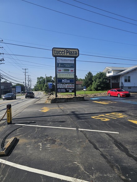 3589 Brodhead Rd, Monaca, PA for sale - Building Photo - Image 2 of 4