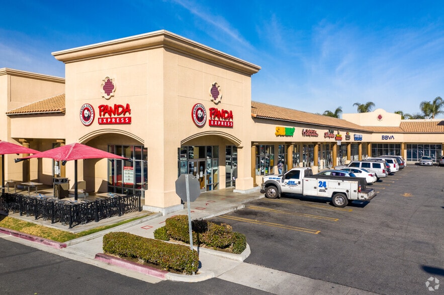 10901-10923 Atlantic Ave, Lynwood, CA for sale - Primary Photo - Image 1 of 21