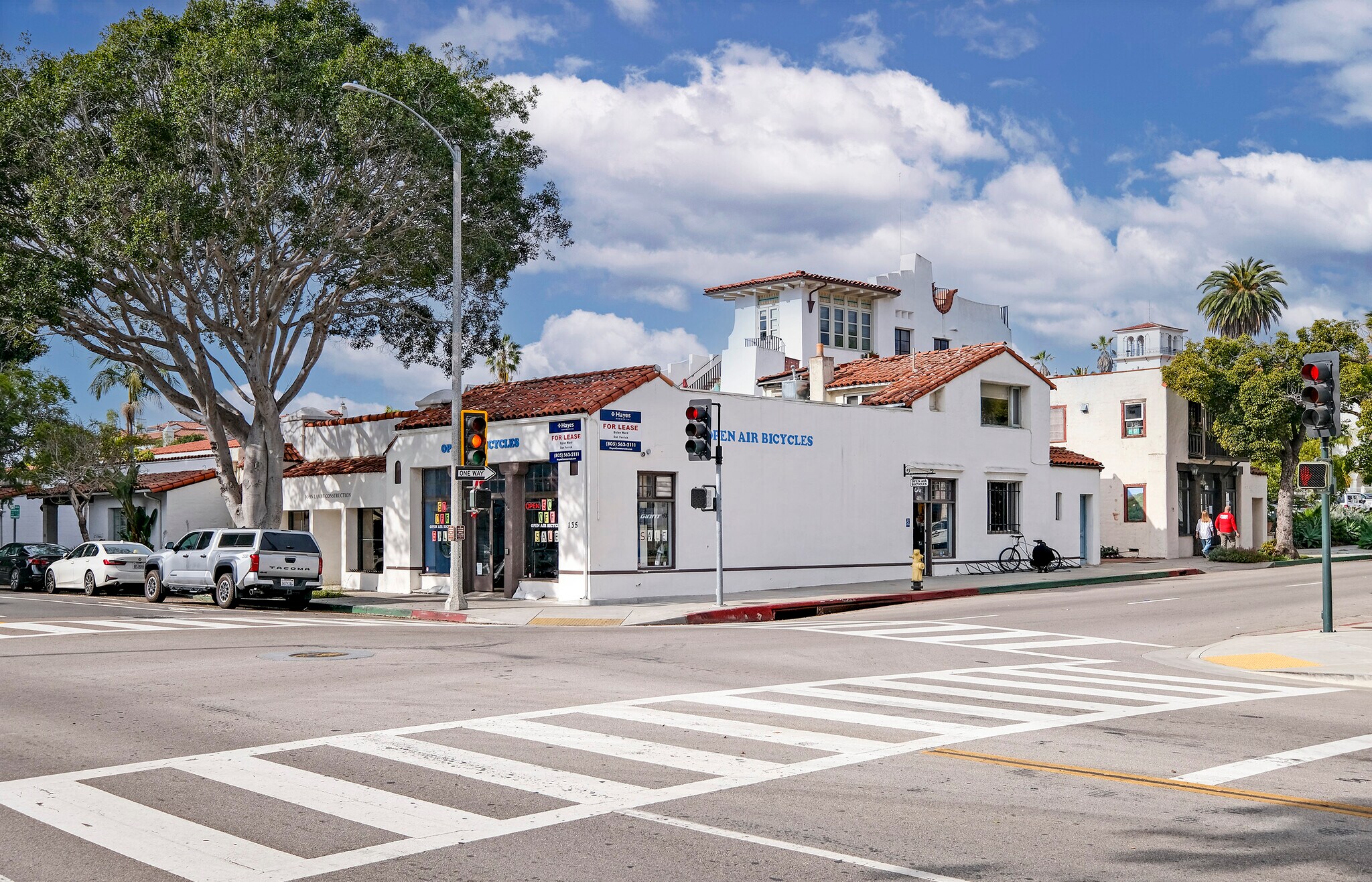 135 E Carrillo St, Santa Barbara, CA for lease Primary Photo- Image 1 of 3
