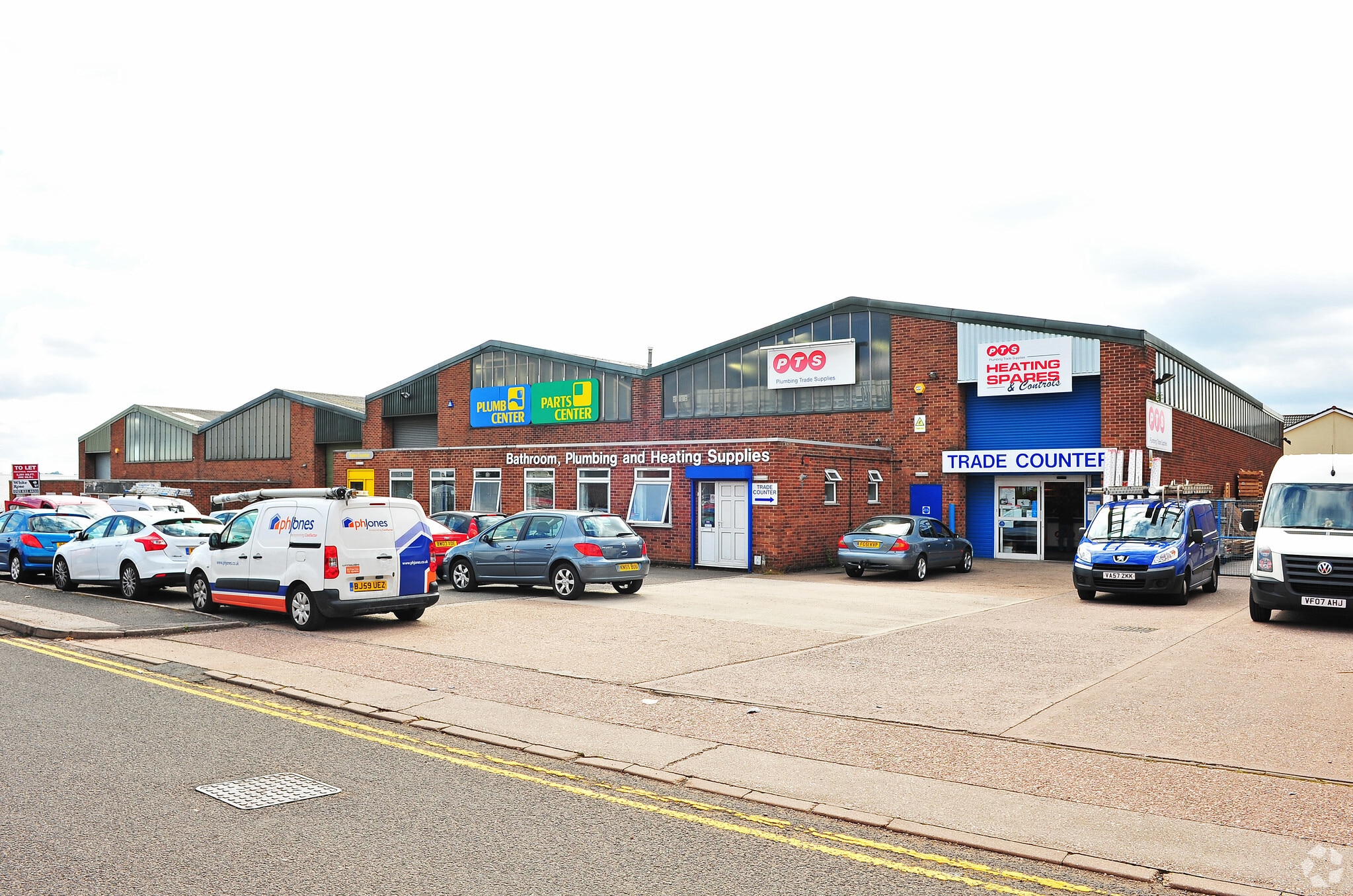 Stockton Close, Walsall for lease Primary Photo- Image 1 of 7