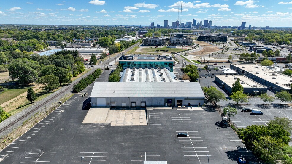 855 Grandview Ave, Columbus, OH à louer - Photo du bâtiment - Image 3 de 15