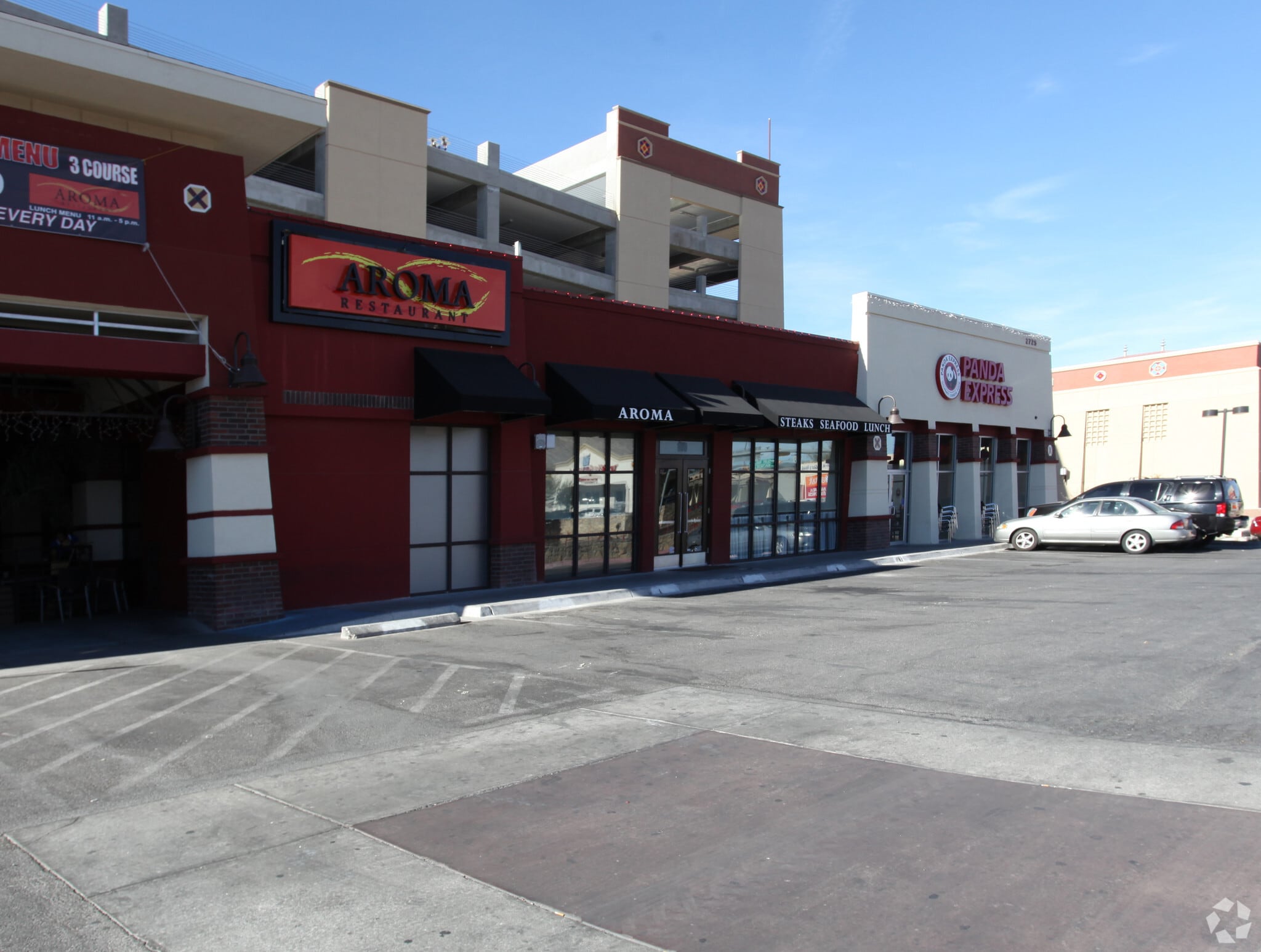 2725 N Mesa St, El Paso, TX for lease Building Photo- Image 1 of 11