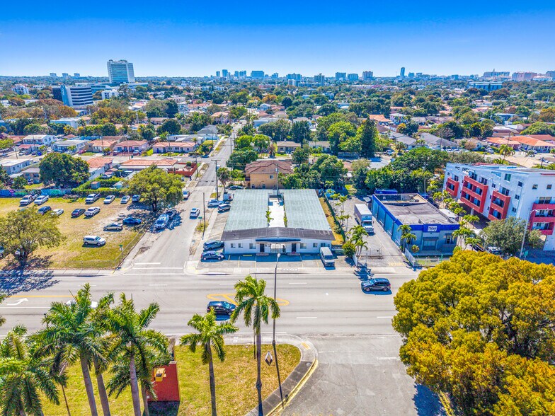 2900 W Flagler St, Miami, FL à vendre - Photo du bâtiment - Image 2 de 40