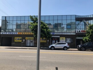 Plus de détails pour 3388 W 8th St, Los Angeles, CA - Bureau/Commerce de détail à louer
