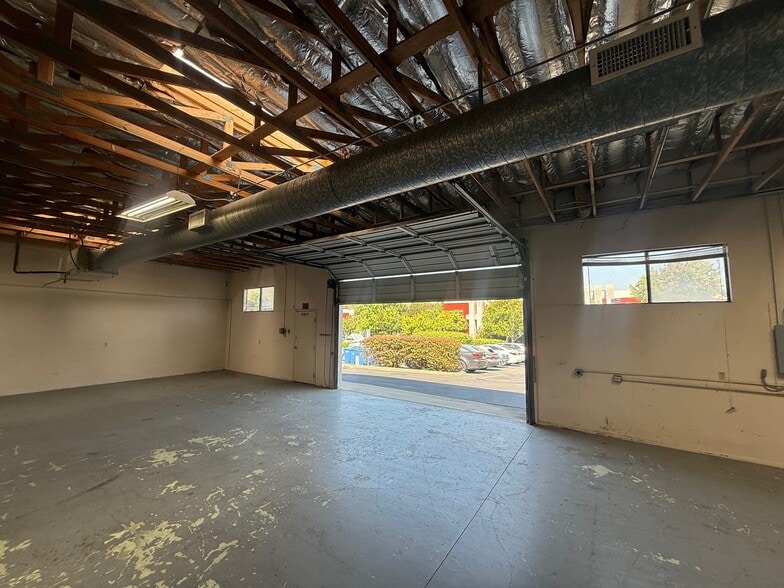 859 Ricardo Ct, San Luis Obispo, CA à louer - Photo du bâtiment - Image 2 de 5