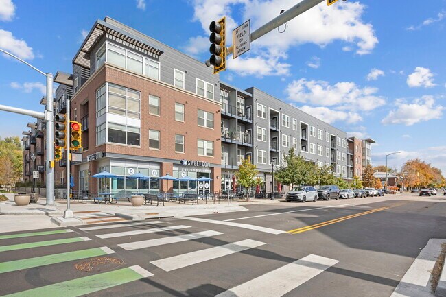 Plus de détails pour 600 Longs Peak Ave, Longmont, CO - Commerce de détail à louer