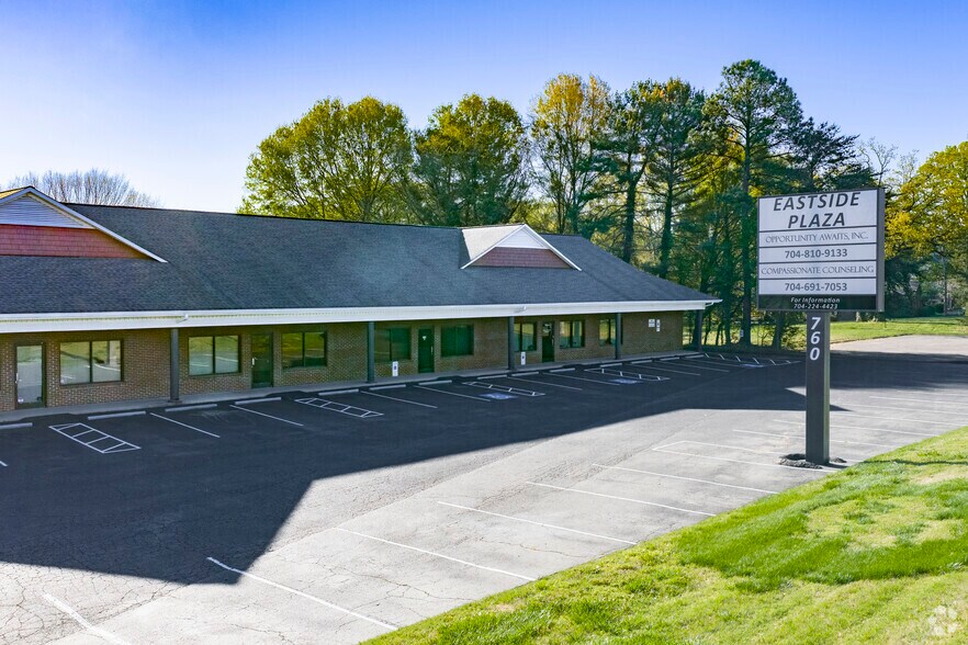 760 N New Hope Rd, Gastonia, NC à vendre - Photo du bâtiment - Image 3 de 25