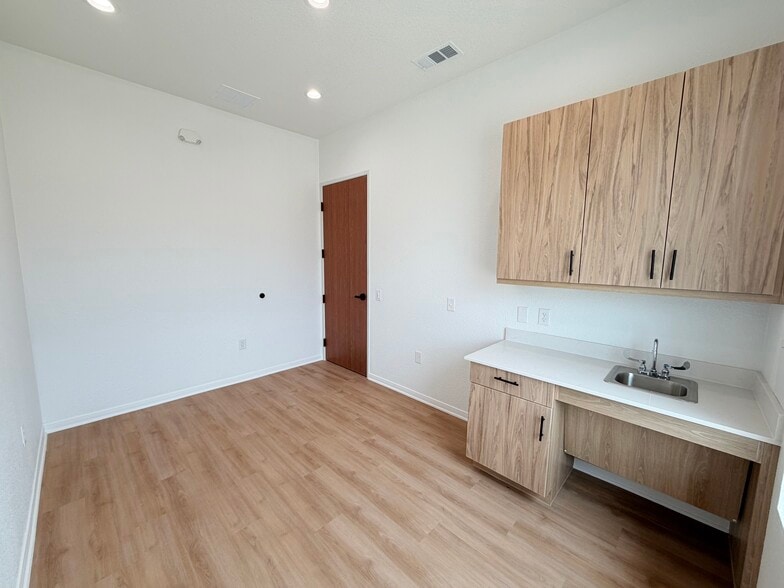 3925 S Preston Rd, Celina, TX for lease - Building Photo - Image 3 of 7