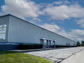 10645 Deme Dr, Indianapolis, IN à louer Photo intérieure- Image 1 de 1