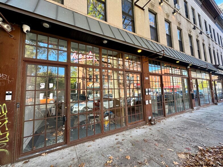 308 Malcolm X Blvd, Brooklyn, NY à louer - Photo du bâtiment - Image 3 de 8