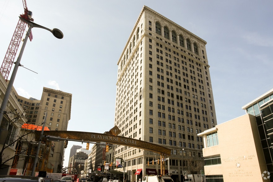 1621 Euclid Ave, Cleveland, OH for lease - Primary Photo - Image 1 of 11