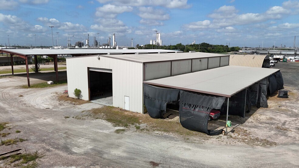 1220 Miller Cut Off Rd, La Porte, TX à louer - Photo principale - Image 1 de 5