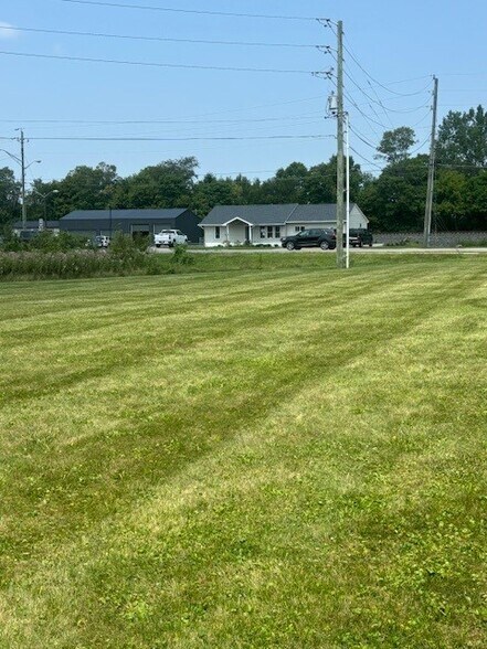 6437 W Broadway, McCordsville, IN à vendre - Photo du bâtiment - Image 2 de 6